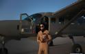 Η ομορφότερη πιλότος στον κόσμο -Κορμί μοντέλου και φόρμα πολεμικής αεροπορίας - Φωτογραφία 8