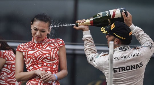 #ChampagneGate: Γιατί το σεξιστικό σκάνδαλο στη Formula 1 είναι αστείο - Φωτογραφία 1