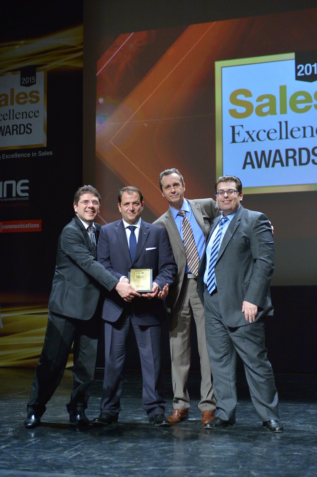 Ανώτατη διάκριση του θεσμού των Sales Excellence Awards 2015 για την Kosmocar Αudi - Φωτογραφία 1