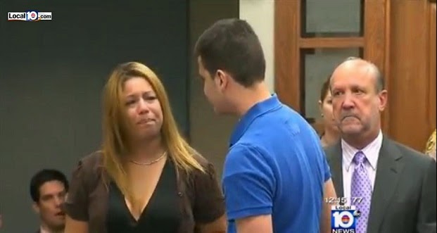 Ο λόγος που αυτή η μητέρα αγκαλιάζει τον δολοφόνο του παιδιού της είναι απίστευτος [photos+video] - Φωτογραφία 3