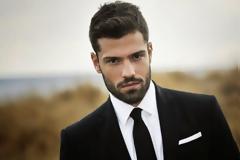 Μείναμε άφωνοι! Δείτε την ξανθιά καλλονή που έχει τρελάνει τον Κωνσταντίνο Αργυρό! [photos]