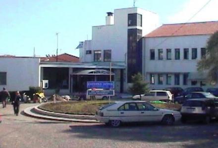 Αγρίνιο: Έκλεβαν χαλκοσωλήνες από το παλαιό νοσοκομείο - Φωτογραφία 1