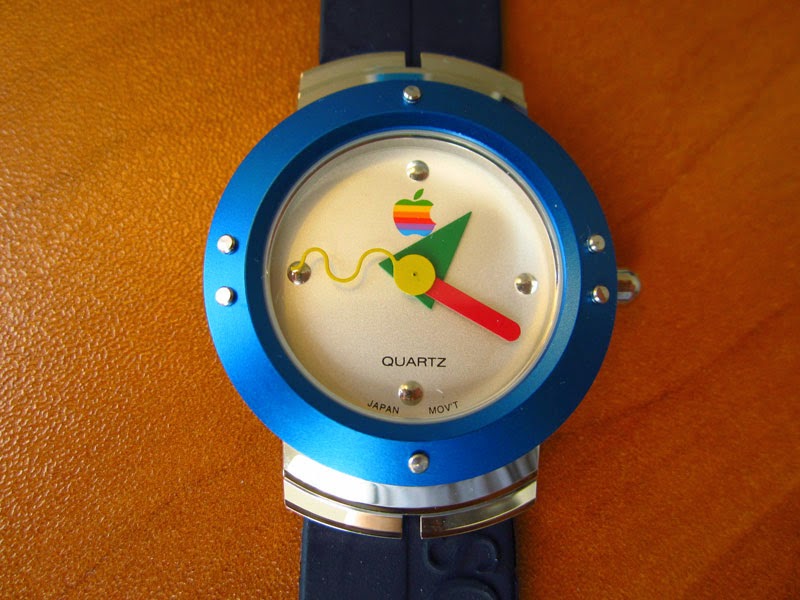 Σε δημοπρασία στο ebay το πρώτο ρολόι της Apple - Φωτογραφία 3