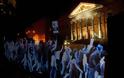 Ισπανία: Οι διαδηλώσεις απαγορεύονται, οι πολίτες στέλνουν τα ολογράμματά τους στη Βουλή - Φωτογραφία 4