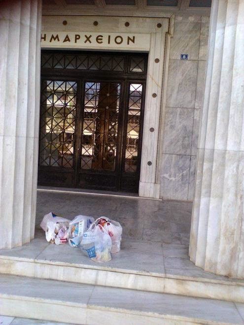 Οι Πυργιώτες θα μεταφέρουν σήμερα τα σκουπίδια τους στο Δημαρχείο! - Φωτογραφία 3