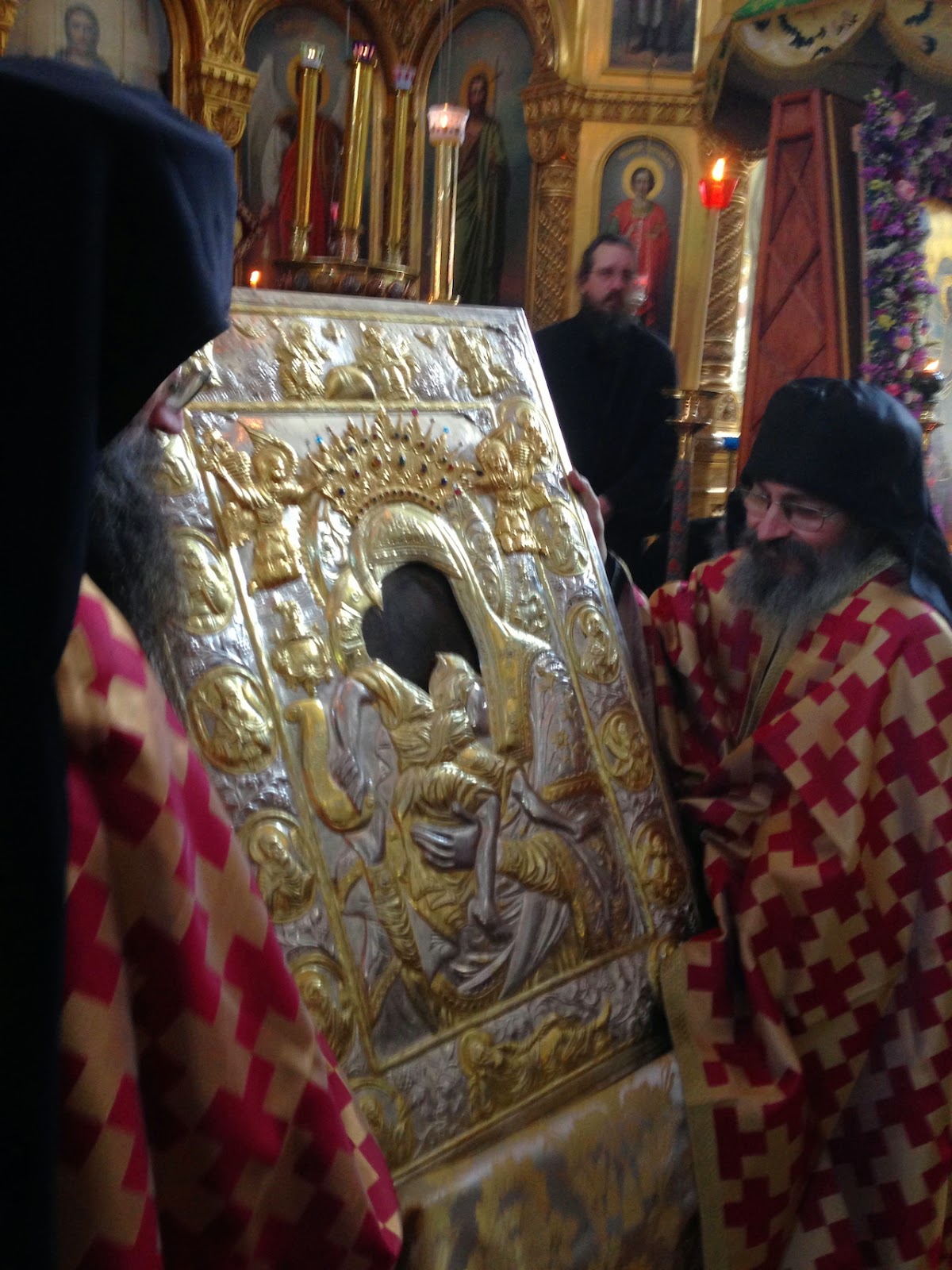 6336 - Φωτογραφίες από την Λιτάνευση της Εφέστιας Εικόνας του Αγίου Όρους, της Παναγίας Άξιόν Εστι, τη Δευτέρα του Πάσχα (2015) στις Καρυές - Φωτογραφία 35