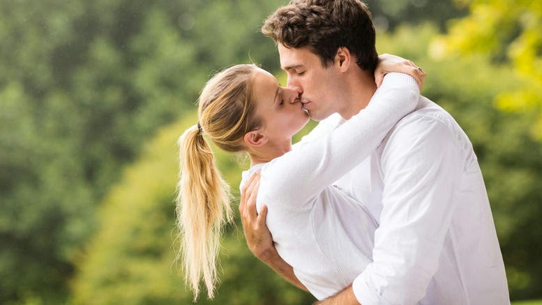 Δέκα πράγματα που δεν γνωρίζατε για το φιλί στο στόμα! - Φωτογραφία 1