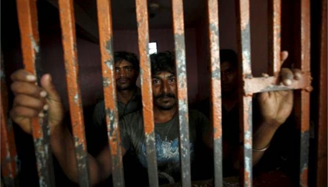 Πακιστάν: Έκαψε τη γυναίκα του επειδή δεν μπορούσε να τεκνοποιήσει - Φωτογραφία 1