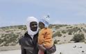 Συγκλονίζει ο φωτογράφος που έφτασε πρώτος στην Γαύδο και αντίκρισε τους μετανάστες [photos] - Φωτογραφία 2