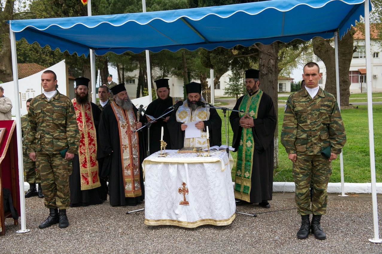 Τελετή αλλαγής Διοίκησης της 1ης Ταξιαρχίας Πεζοναυτών - Αλεξιπτωτιστών - Φωτογραφία 11