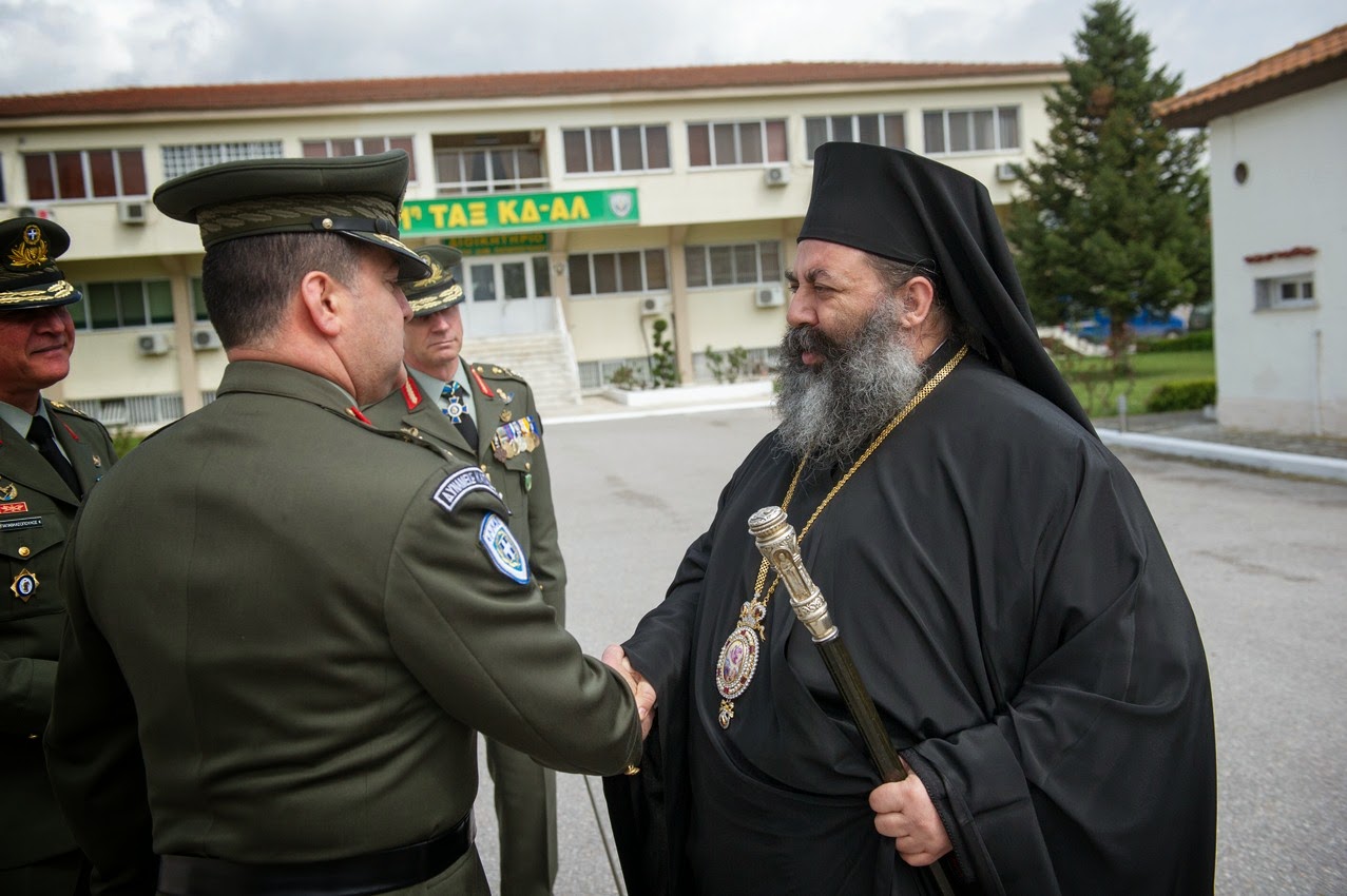 Τελετή αλλαγής Διοίκησης της 1ης Ταξιαρχίας Πεζοναυτών - Αλεξιπτωτιστών - Φωτογραφία 13