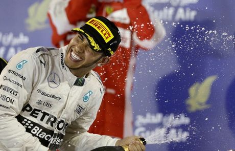 Hamilton: Νιώθω πολύ δυνατός στην Mercedes - Φωτογραφία 1