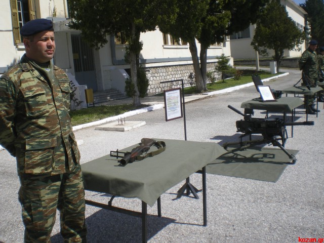 Έκθεση οπλικών συστημάτων στο στρατόπεδο «Μακεδονομάχων» στην Κοζάνη - Φωτογραφία 3
