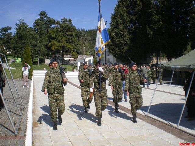 Ο εορτασμός του Αγίου Γεωργίου στο στρατόπεδο «Μακεδονομάχων» στην Κοζάνη - Φωτογραφία 6