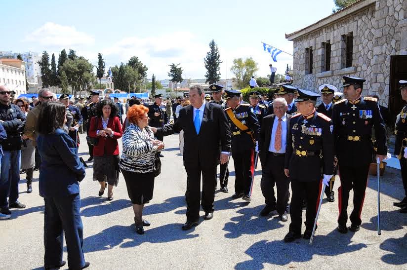 Ο ΥΕΘΑ Πάνος Καμμένος στον εορτασμό του προστάτη του Στρατού Ξηράς Αγίου Γεωργίου - Φωτογραφία 8