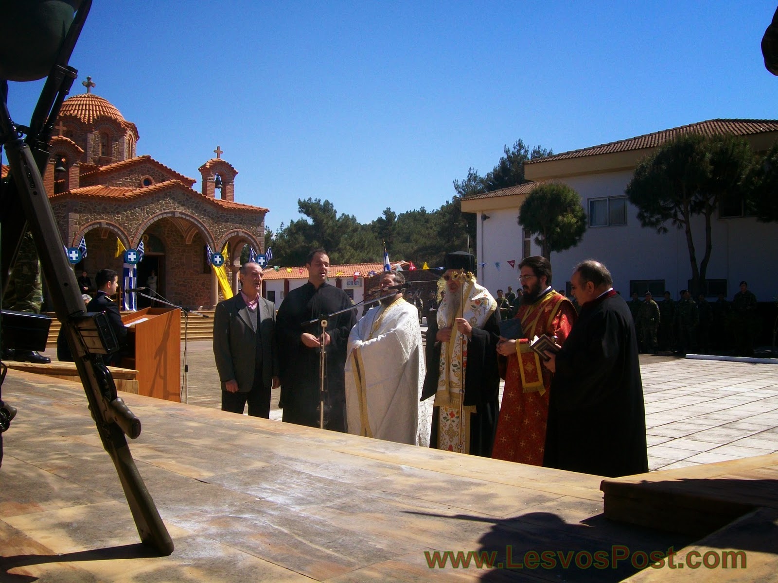 Με λαμπρότητα εορτάστηκε η μνήμη του Αγίου Γεωργίου προστάτου του Στρατού Ξηράς στην 98 ΑΔΤΕ στη Μυτιλήνη (ΒΙΝΤΕΟ,ΦΩΤΟ) - Φωτογραφία 5