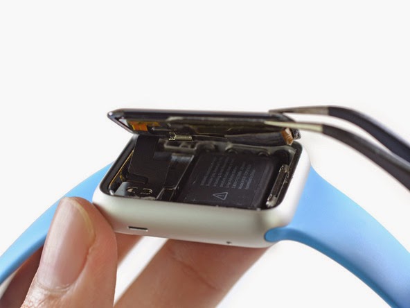 Το Apple Watch κάτω από το νυστέρι του iFixit - Φωτογραφία 7