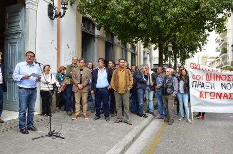 Πελετίδης: Κάτω τα χέρια από τα αποθεματικά – Δείτε φωτο από την πορεία διαμαρτυρίας - Φωτογραφία 3