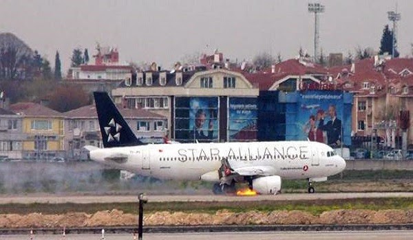 Θρίλερ στον αέρα με Airbus A320 της Turkish Airlines που έπιασε φωτιά - Φωτογραφία 1