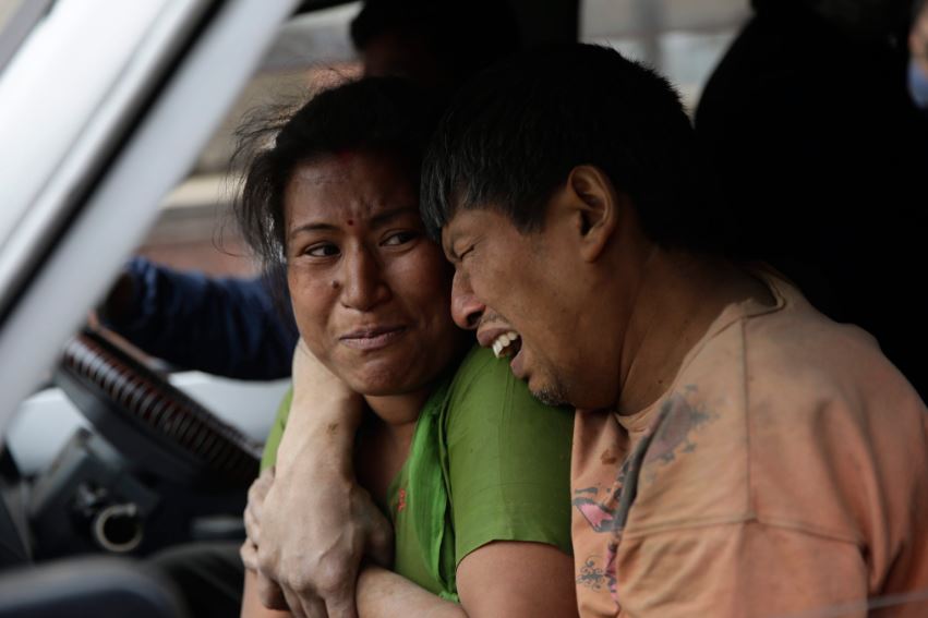 Εικόνα βιβλικής καταστροφής - Φωτογραφίες από τις καταστροφές στο Νεπάλ... [photos] - Φωτογραφία 6