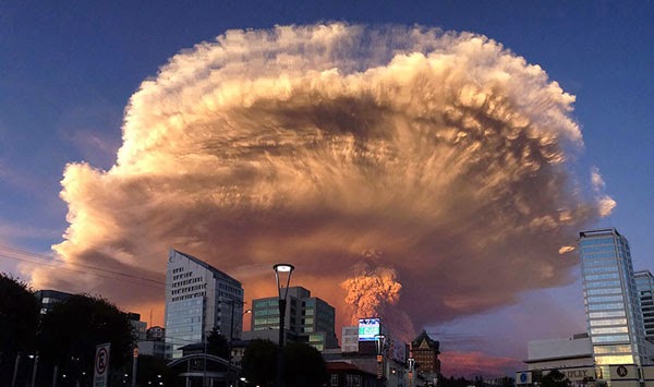 Απίθανες εικόνες από έκρηξη ηφαιστείου στη Χιλή! - Φωτογραφία 1