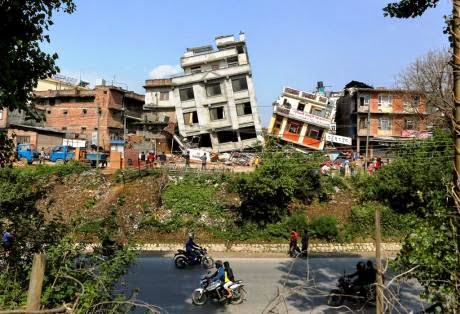 Νεπάλ: Νέες εκτιμήσεις και φόβοι πως τα θύματα του σεισμού θα φθάσουν τις 10.000 - Φωτογραφία 1