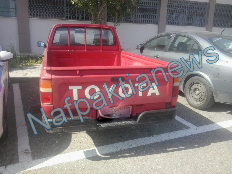 Ναύπακτος: Κλεμμένο αγροτικό αυτοκίνητο εντόπισε η Αστυνομία στο Αντίρριο - Φωτογραφία 4