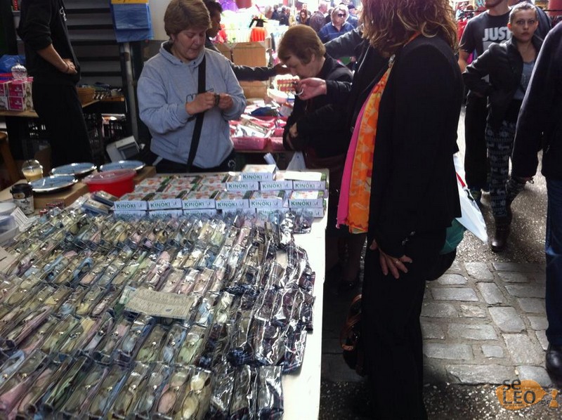 Επικίνδυνα τα γυαλιά διαβάσματος που γέμισαν την αγορά της Θεσσαλονίκης - Τι μπορούν να προκαλέσουν - Φωτογραφία 5