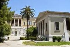 Το Πολυτεχνείο λάμπει ξανά - Το γκράφιτι εξαφανίστηκε [photos]