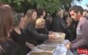 Οδύνη στο μνημόσυνο για τον Βαγγέλη Γιακουμάκη – «Πλέον ανοίγουν στόματα» λέει ο Γ. Τσούκαλης [video + photos] - Φωτογραφία 3