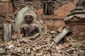 Aυτή είναι η συγκλονιστική φωτογραφία από το Νεπάλ που σκορπά πόνο σε όλο τον κόσμο... [photo] - Φωτογραφία 1