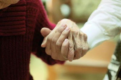 Ζητούνται Έλληνες ως προσωπικό φροντίδας ηλικιωμένων στην Αυστραλία - Φωτογραφία 1