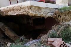 Στον «αέρα» σπίτια στο Σχολάρι λόγω κατολίσθησης- Σε κατάσταση έκτακτης ανάγκης η περιοχή