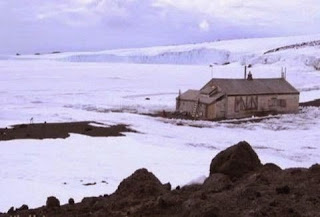 Βρήκαν ένα σπίτι στα βάθη της παγωμένης Ανταρκτικής, στους -93 °C ... Δεν φαντάζεστε τι είδαν μέσα! [video] - Φωτογραφία 1