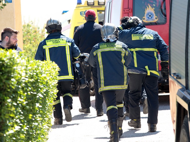 Εγκλωβίστηκε σε δεξαμενή ενώ εκτελούσε εργασίες - Φωτογραφία 5