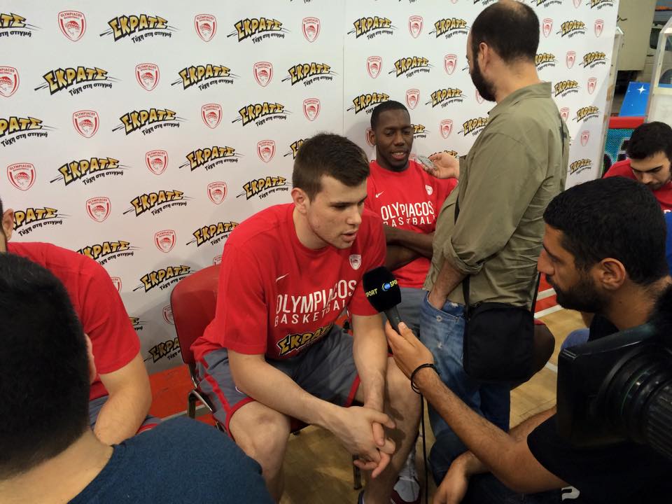 ΜΕ... ΕΙΚΟΝΕΣ Η MEDIA DAY ΤΟΥ ΘΡΥΛΟΥ ΕΝΟΨΕΙ FINAL 4! (PHOTOS) - Φωτογραφία 8