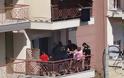 ΚΑΡΕ- ΚΑΡΕ ο απεγκλωβισμός ενός μικρού παιδιού από το μπαλκόνι του σπιτιού του στη Θεσσαλονίκη [photos] - Φωτογραφία 5