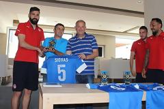 «ΑΝΑΣΕΣ» ΠΡΙΝ ΤΟ ΠΑΙΧΝΙΔΙ (PHOTOS)