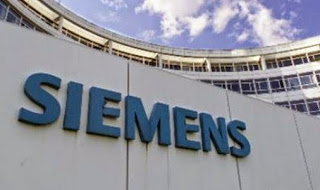 ΤΩΡΑ - Το πανό έξω από τα γραφεία της Siemens [photo] - Φωτογραφία 1