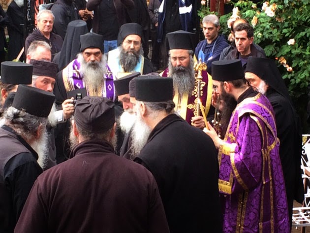 6451 - Εξόδιος ακολουθία μακαριστού Γέροντα Σπυρίδωνα Μικραγιαννανίτη - Φωτογραφία 7