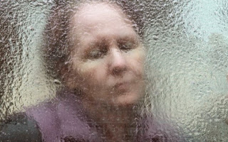 Κατάθλιψη & διπολική διαταραχή: Νέα ένδειξη ανακάλυψαν οι επιστήμονες - Φωτογραφία 1