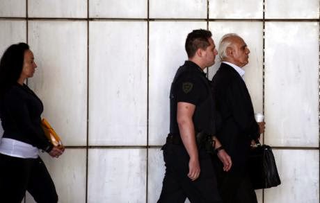 Η απίστευτη αλλαγή στην εμφάνιση της Βίκυ Σταμάτη - Εμφανίστηκε αγνώριστη στο δικαστήριο - Φωτογραφία 4