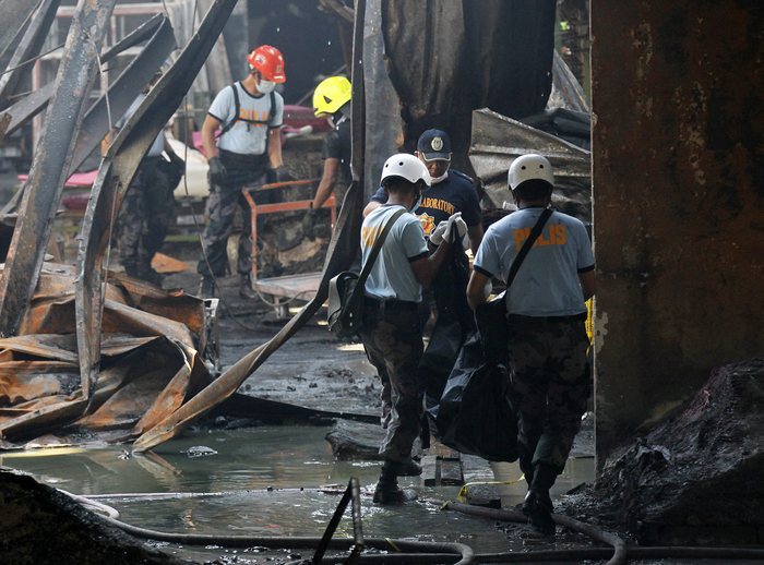 Φιλιππίνες: Στους 72 οι νεκροί από την πυρκαγιά σε εργοστάσιο - Φωτογραφία 2