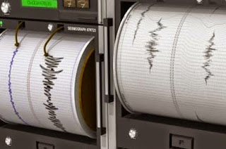 Οι Αμερικανοί περιμένουν μέγα σεισμό πάνω από 9 ρίχτερ μέχρι το τέλος του μήνα - Δείτε που [photo] - Φωτογραφία 1
