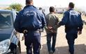 Δέκα συλλήψεις μετά την επιχείρηση της ΕΛ.ΑΣ. στον καταυλισμό των Ρομά