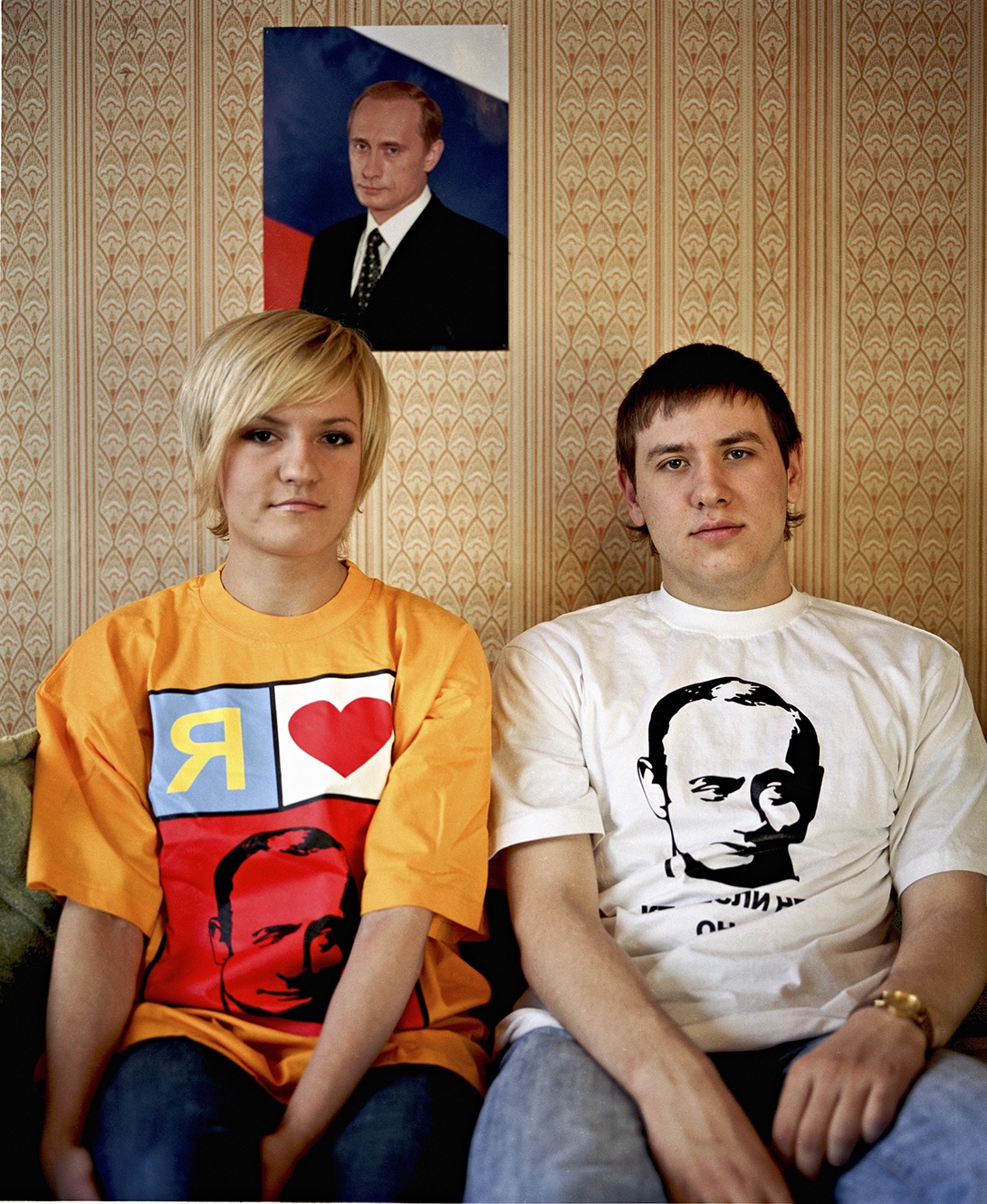 Αυτά είναι! Οι φανατικοί ΟΠΑΔΟΙ του Πούτιν, που τον λατρεύουν σαν Θεό [photos] - Φωτογραφία 6