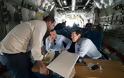 Η πτήση του Τσίπρα με το C-130 στη Ρίγα: Φωτογραφικό υλικό μέσα από το αεροπλάνο - Δείτε πως το μετέτρεψαν για να ταξιδέψει ο Αλέξης [photos] - Φωτογραφία 6