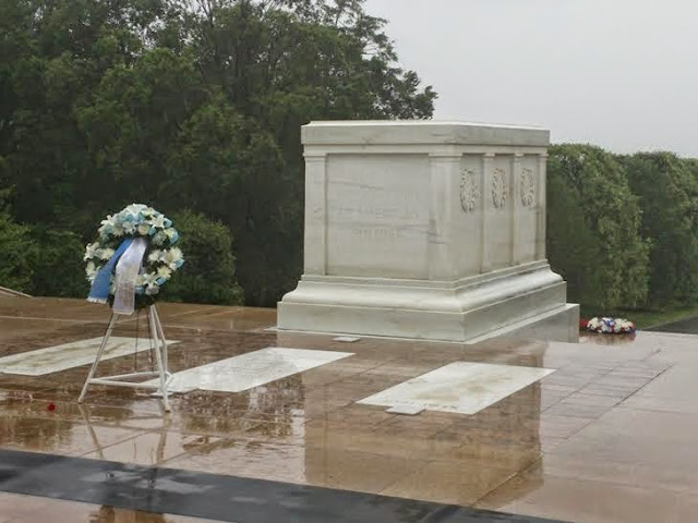 Κατάθεση στεφάνου από τον ΥΕΘΑ Πάνο Καμμένο στο Μνημείο του Αγνώστου Στρατιώτη στο Εθνικό Κοιμητήριο του Άρλιγκτον - Φωτογραφία 6
