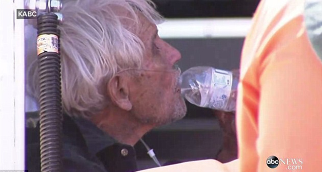 Μεγαλείο ψυχής! Ο 89χρονος που κατάφερε να επιβιώσει χωρίς νερό στην έρημο για τρεις ημέρες [photos] - Φωτογραφία 4