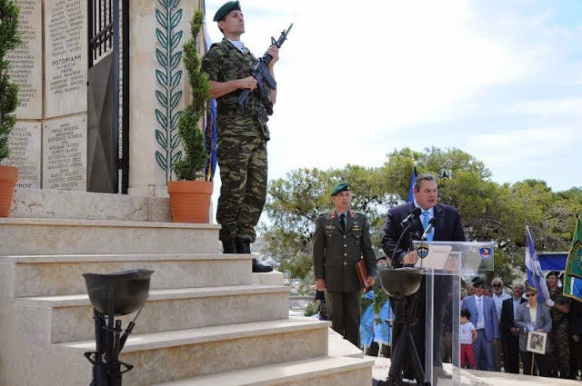 Παρουσία ΥΕΘΑ Πάνου Καμμένου στο ετήσιο μνημόσυνο πεσόντων καταδρομέων - Φωτογραφία 8